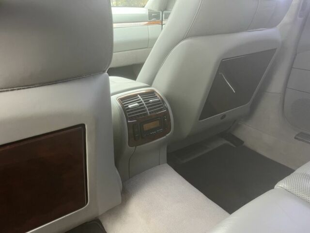 Черный Мерседес 220, объемом двигателя 0 л и пробегом 378 тыс. км за 6999 $, фото 14 на Automoto.ua