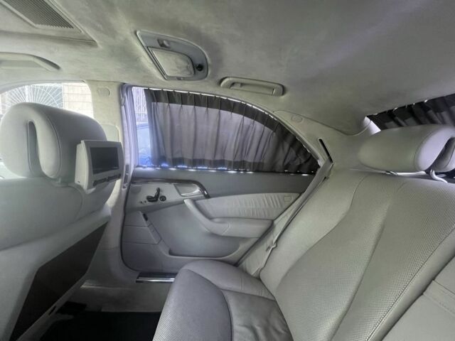 Черный Мерседес 220, объемом двигателя 0 л и пробегом 378 тыс. км за 6999 $, фото 6 на Automoto.ua