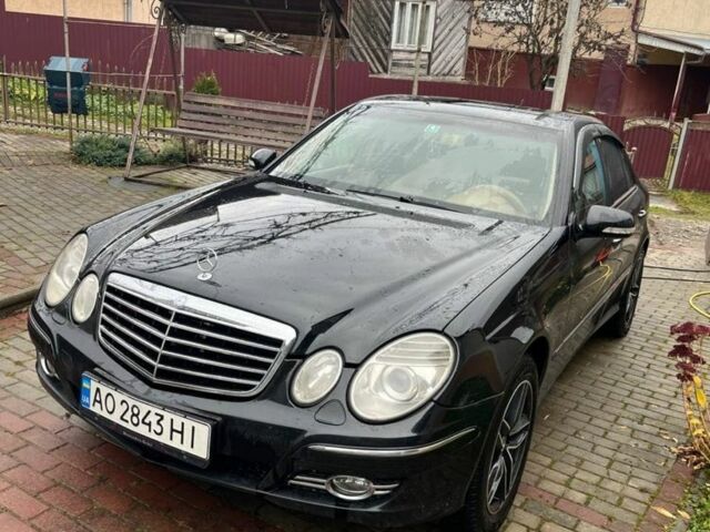 Чорний Мерседес 220, об'ємом двигуна 2.1 л та пробігом 300 тис. км за 7500 $, фото 7 на Automoto.ua