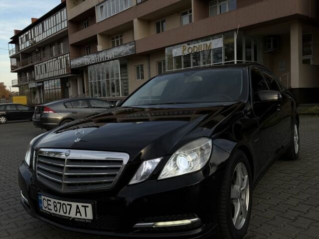 Черный Мерседес 220, объемом двигателя 2.1 л и пробегом 337 тыс. км за 11200 $, фото 2 на Automoto.ua