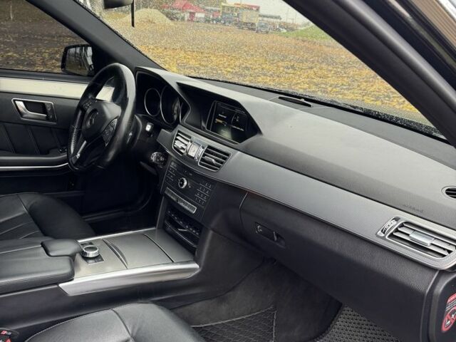 Мерседес 220 2015 в Черновцах на Automoto.ua Черный Мерседес 220, объемом двигателя 2.1 л и пробегом 267 тыс. км за 18500 $, фото 8 на Automoto.ua