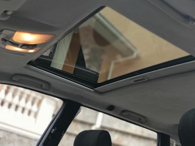 Чорний Мерседес 220, об'ємом двигуна 2.1 л та пробігом 417 тис. км за 6500 $, фото 17 на Automoto.ua