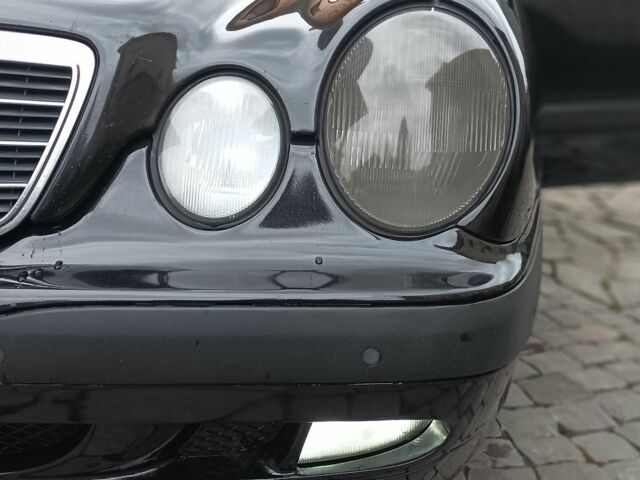 Чорний Мерседес 220, об'ємом двигуна 2.1 л та пробігом 417 тис. км за 6500 $, фото 20 на Automoto.ua