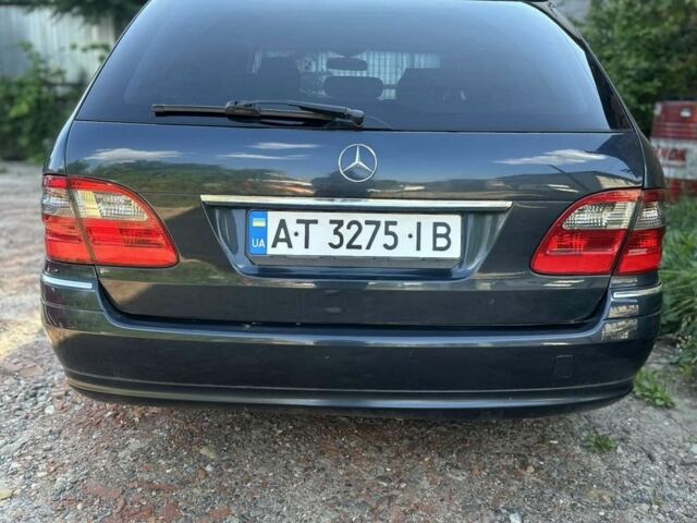Черный Мерседес 220, объемом двигателя 2.1 л и пробегом 287 тыс. км за 5700 $, фото 7 на Automoto.ua