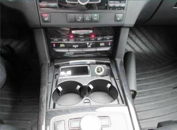 Чорний Мерседес 220, об'ємом двигуна 2.2 л та пробігом 403 тис. км за 9500 $, фото 20 на Automoto.ua