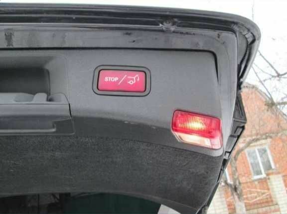 Чорний Мерседес 220, об'ємом двигуна 2.2 л та пробігом 403 тис. км за 9500 $, фото 19 на Automoto.ua