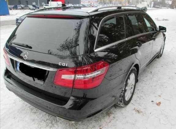 Чорний Мерседес 220, об'ємом двигуна 2.2 л та пробігом 403 тис. км за 9500 $, фото 16 на Automoto.ua