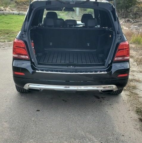 Черный Мерседес 220, объемом двигателя 2.1 л и пробегом 166 тыс. км за 19000 $, фото 6 на Automoto.ua