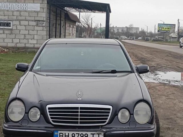 Фиолетовый Мерседес 220, объемом двигателя 2.6 л и пробегом 403 тыс. км за 3200 $, фото 3 на Automoto.ua