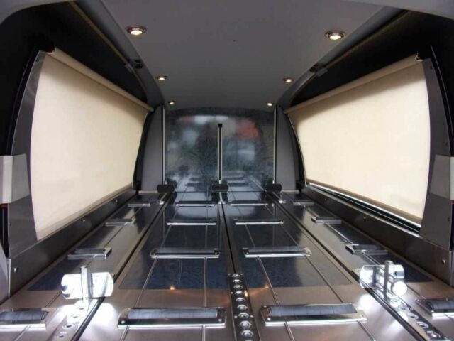 Коричневый Мерседес 220, объемом двигателя 2.2 л и пробегом 238 тыс. км за 33678 $, фото 7 на Automoto.ua