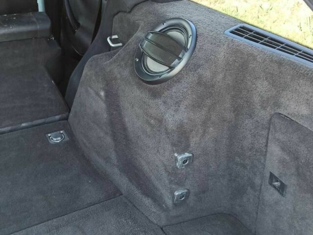 Красный Мерседес 220, объемом двигателя 2.2 л и пробегом 411 тыс. км за 4500 $, фото 21 на Automoto.ua