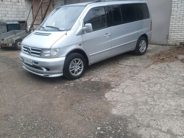 Серый Мерседес 220, объемом двигателя 2.2 л и пробегом 200 тыс. км за 82684 $, фото 2 на Automoto.ua