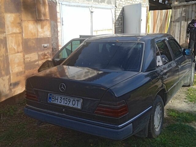 Сірий Мерседес 220, об'ємом двигуна 2.2 л та пробігом 220 тис. км за 2900 $, фото 7 на Automoto.ua