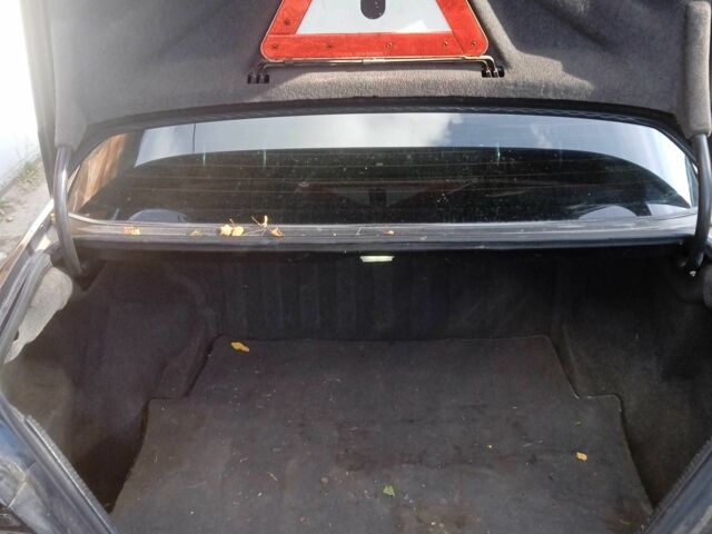 Сірий Мерседес 220, об'ємом двигуна 2.2 л та пробігом 220 тис. км за 2900 $, фото 4 на Automoto.ua