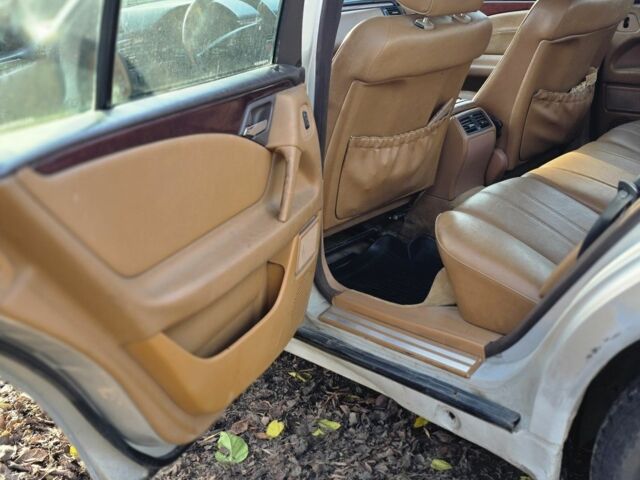 Серый Мерседес 220, объемом двигателя 2.2 л и пробегом 333 тыс. км за 1899 $, фото 16 на Automoto.ua