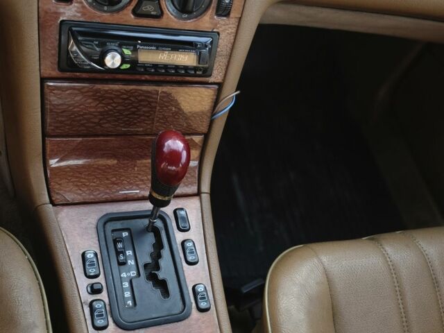 Серый Мерседес 220, объемом двигателя 2.2 л и пробегом 333 тыс. км за 1899 $, фото 19 на Automoto.ua