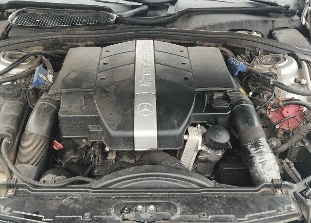 Серый Мерседес 220, объемом двигателя 5.8 л и пробегом 299 тыс. км за 3499 $, фото 13 на Automoto.ua