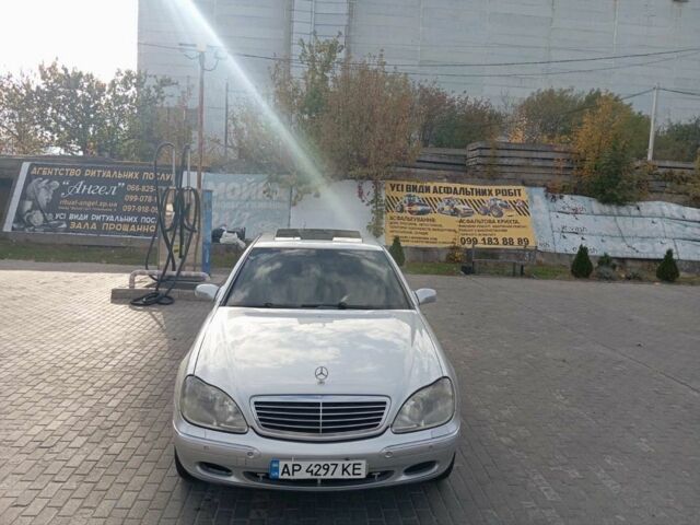Серый Мерседес 220, объемом двигателя 3.2 л и пробегом 450 тыс. км за 5300 $, фото 1 на Automoto.ua