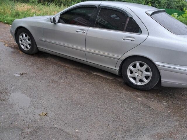 Серый Мерседес 220, объемом двигателя 3.2 л и пробегом 300 тыс. км за 5700 $, фото 8 на Automoto.ua