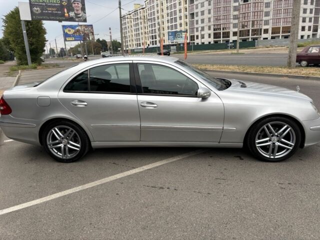 Серый Мерседес 220, объемом двигателя 2.1 л и пробегом 361 тыс. км за 7000 $, фото 21 на Automoto.ua