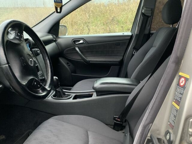 Сірий Мерседес 220, об'ємом двигуна 2.2 л та пробігом 400 тис. км за 1200 $, фото 6 на Automoto.ua