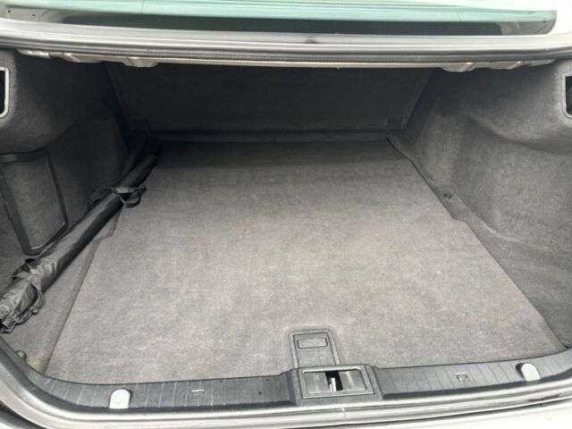 Серый Мерседес 220, объемом двигателя 2.1 л и пробегом 361 тыс. км за 7000 $, фото 22 на Automoto.ua