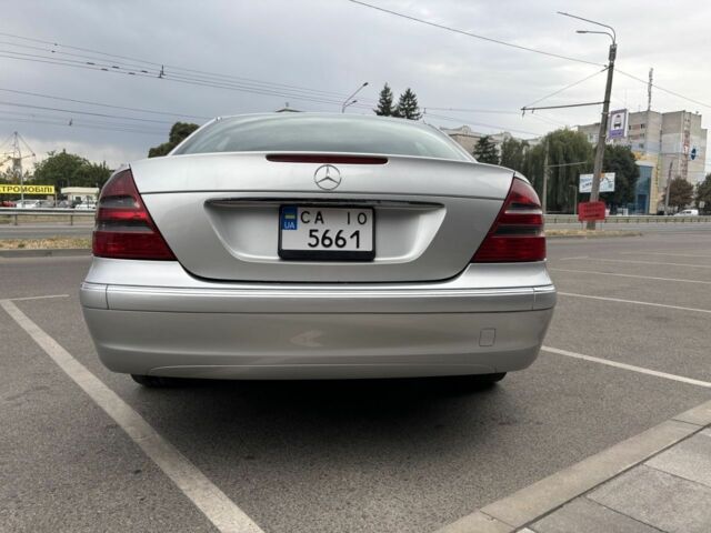 Серый Мерседес 220, объемом двигателя 2.1 л и пробегом 361 тыс. км за 7000 $, фото 8 на Automoto.ua