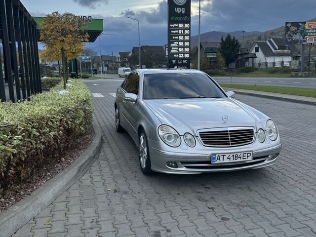 Серый Мерседес 220, объемом двигателя 2.1 л и пробегом 361 тыс. км за 8200 $, фото 6 на Automoto.ua