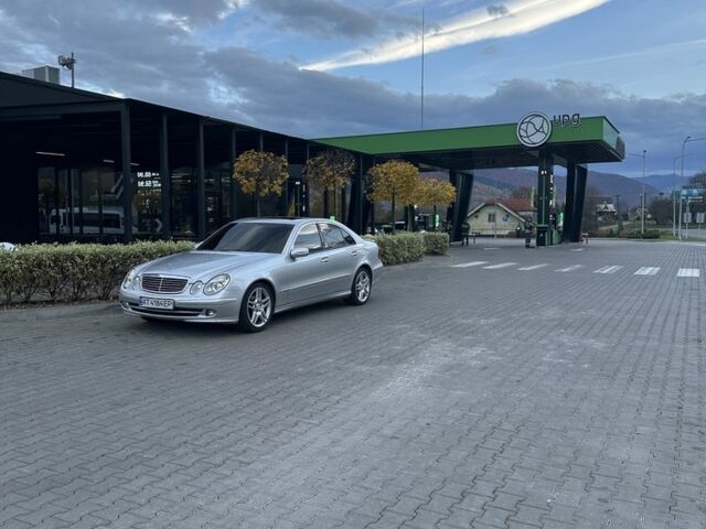 Серый Мерседес 220, объемом двигателя 2.1 л и пробегом 361 тыс. км за 8200 $, фото 5 на Automoto.ua