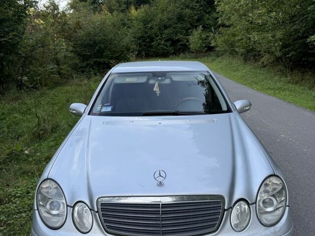 Сірий Мерседес 220, об'ємом двигуна 2.1 л та пробігом 428 тис. км за 4800 $, фото 6 на Automoto.ua