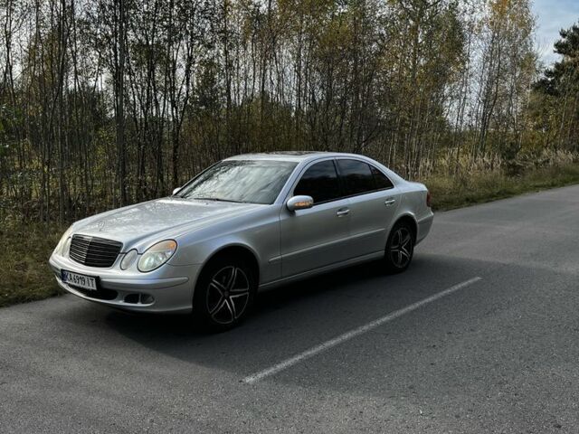 Серый Мерседес 220, объемом двигателя 2.1 л и пробегом 293 тыс. км за 7100 $, фото 17 на Automoto.ua