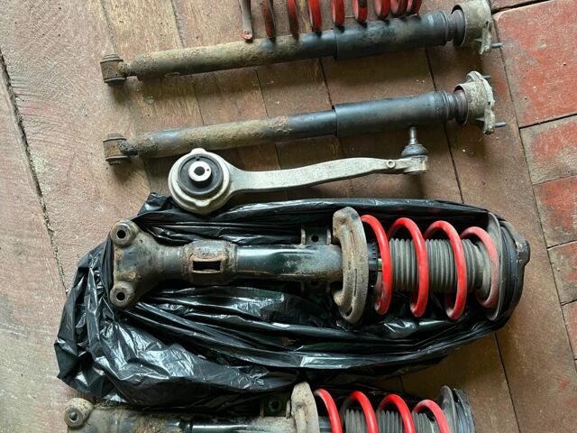 Серый Мерседес 220, объемом двигателя 2.1 л и пробегом 271 тыс. км за 12000 $, фото 21 на Automoto.ua