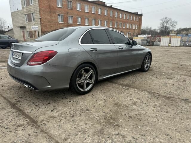 Сірий Мерседес 220, об'ємом двигуна 2.1 л та пробігом 285 тис. км за 16500 $, фото 1 на Automoto.ua