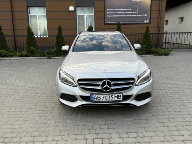 Сірий Мерседес 220, об'ємом двигуна 2.1 л та пробігом 188 тис. км за 23500 $, фото 8 на Automoto.ua