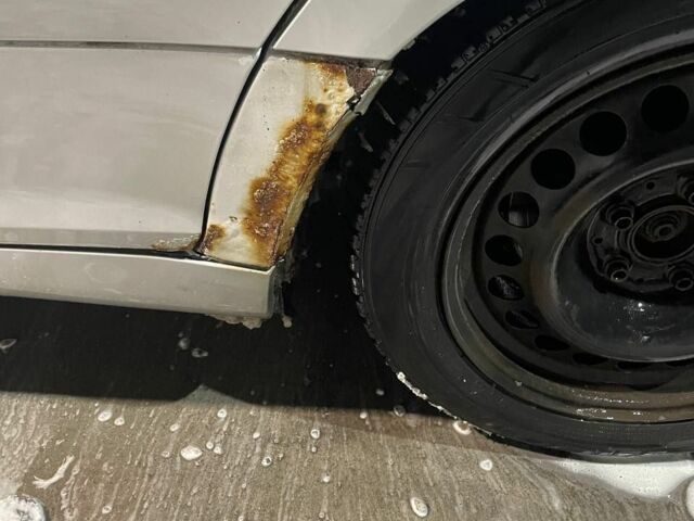 Сірий Мерседес 220, об'ємом двигуна 2.1 л та пробігом 490 тис. км за 3950 $, фото 7 на Automoto.ua