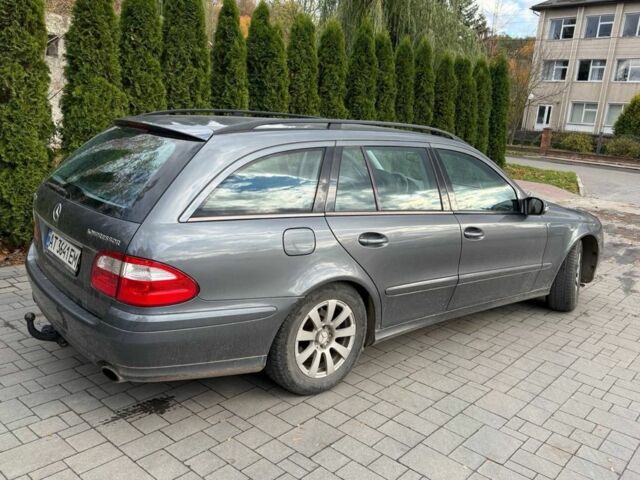 Сірий Мерседес 220, об'ємом двигуна 1.8 л та пробігом 319 тис. км за 5200 $, фото 2 на Automoto.ua