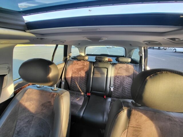 Серый Мерседес 220, объемом двигателя 2.1 л и пробегом 383 тыс. км за 8800 $, фото 15 на Automoto.ua