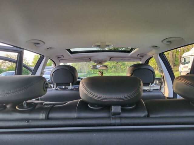 Серый Мерседес 220, объемом двигателя 2.1 л и пробегом 383 тыс. км за 8800 $, фото 16 на Automoto.ua