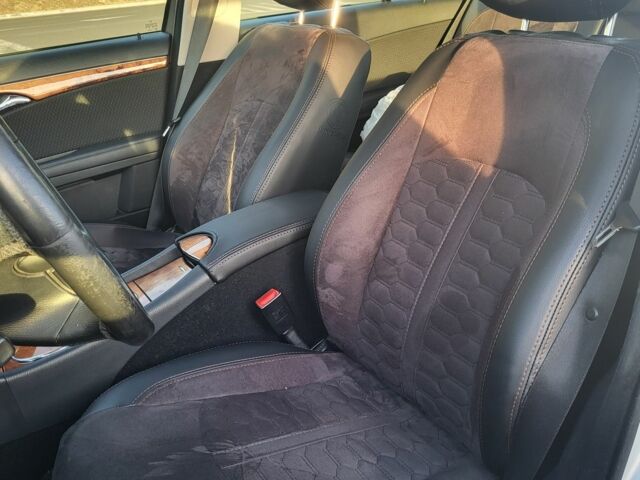 Серый Мерседес 220, объемом двигателя 2.1 л и пробегом 383 тыс. км за 8800 $, фото 10 на Automoto.ua