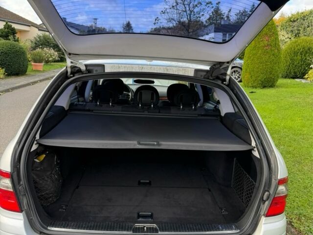 Серый Мерседес 220, объемом двигателя 2.2 л и пробегом 370 тыс. км за 6500 $, фото 22 на Automoto.ua