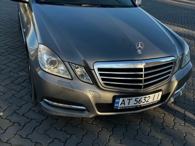 Мерседес 220 2011 в Коломые на Automoto.ua Серый Мерседес 220, объемом двигателя 2.1 л и пробегом 310 тыс. км за 11000 $, фото 1 на Automoto.ua
