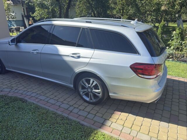 Серый Мерседес 220, объемом двигателя 2.1 л и пробегом 359 тыс. км за 18500 $, фото 6 на Automoto.ua