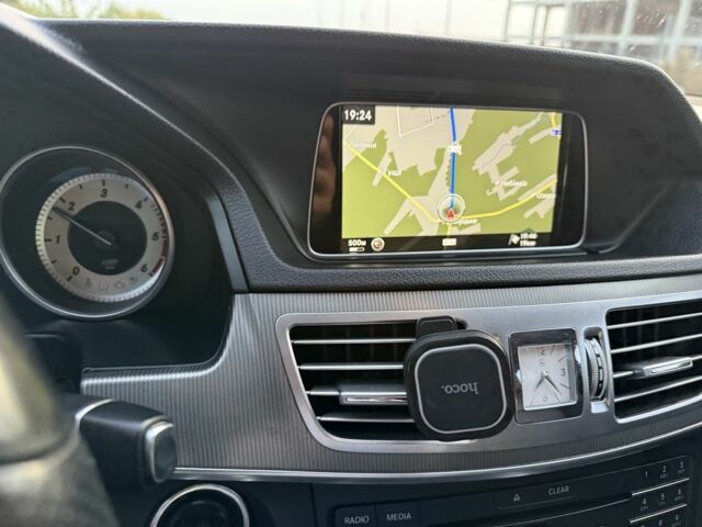 Серый Мерседес 220, объемом двигателя 2.1 л и пробегом 359 тыс. км за 18500 $, фото 16 на Automoto.ua