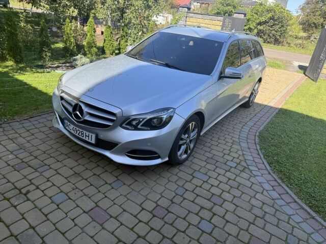 Серый Мерседес 220, объемом двигателя 2.1 л и пробегом 359 тыс. км за 18500 $, фото 4 на Automoto.ua