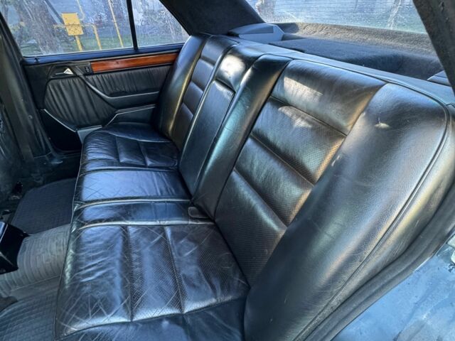 Синій Мерседес 220, об'ємом двигуна 2.2 л та пробігом 3 тис. км за 2000 $, фото 8 на Automoto.ua