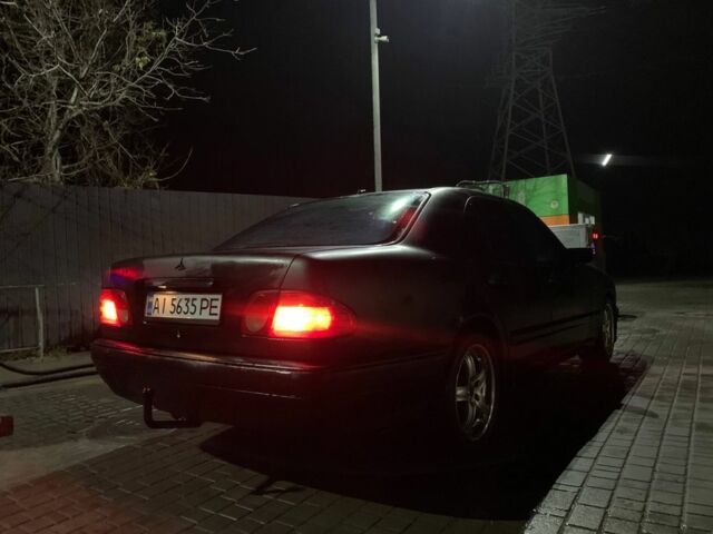 Синій Мерседес 220, об'ємом двигуна 2 л та пробігом 350 тис. км за 2450 $, фото 1 на Automoto.ua