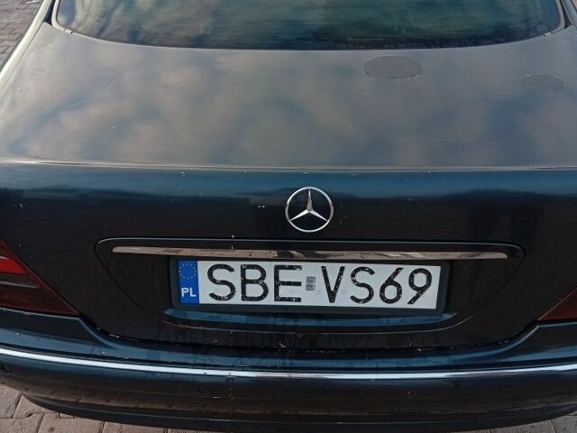 Синий Мерседес 220, объемом двигателя 3 л и пробегом 300 тыс. км за 2500 $, фото 6 на Automoto.ua