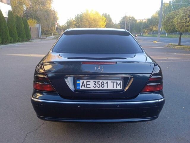 Синий Мерседес 220, объемом двигателя 2.1 л и пробегом 425 тыс. км за 6999 $, фото 3 на Automoto.ua
