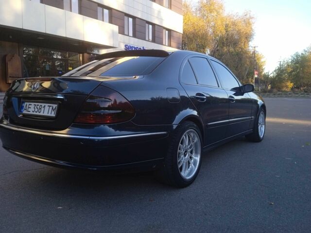 Синий Мерседес 220, объемом двигателя 2.1 л и пробегом 425 тыс. км за 6999 $, фото 5 на Automoto.ua