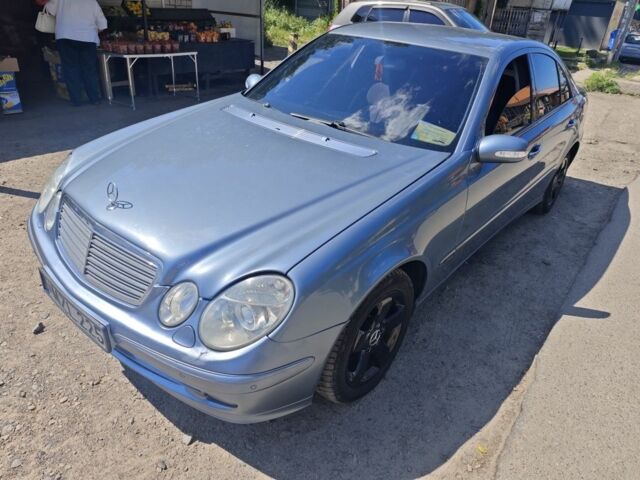 Синій Мерседес 220, об'ємом двигуна 2 л та пробігом 530 тис. км за 2150 $, фото 2 на Automoto.ua